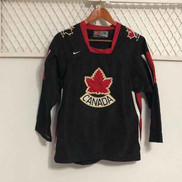 Nike Other - NIKE team Canada hockey jersey